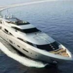 rent-luxury-yacht (1)